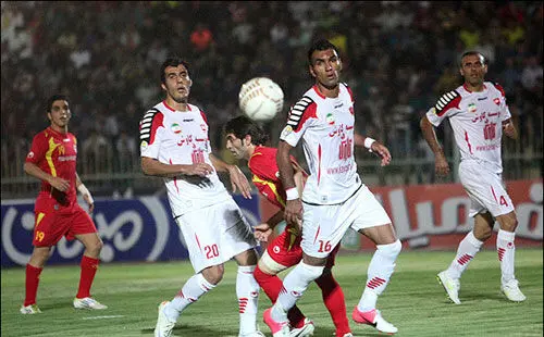 تغییر مشکوک در پیراهن بازیکنان پرسپولیس (+تصویر)