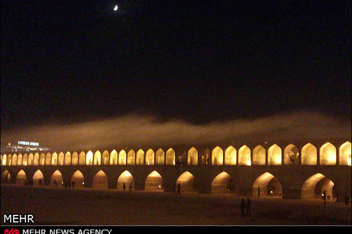 آتش به جان زاینده رود افتاد +(تصاویر)
