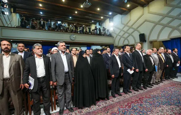 (تصاویر) رئیس‌جمهور در نشست‌خبری