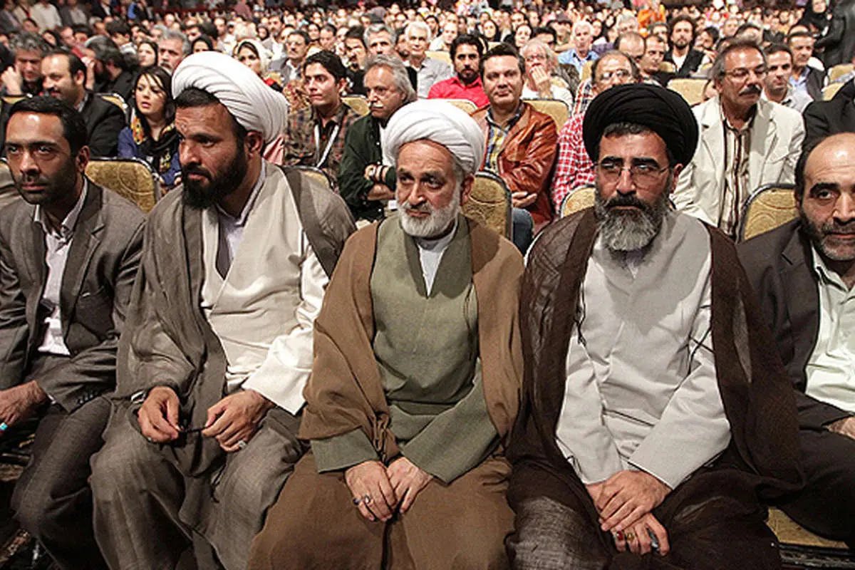 (تصاویر) افتتاحیه جشنواره فیلم کودک؛ تقدیر از آرمیتا در غیاب کلاه قرمزی