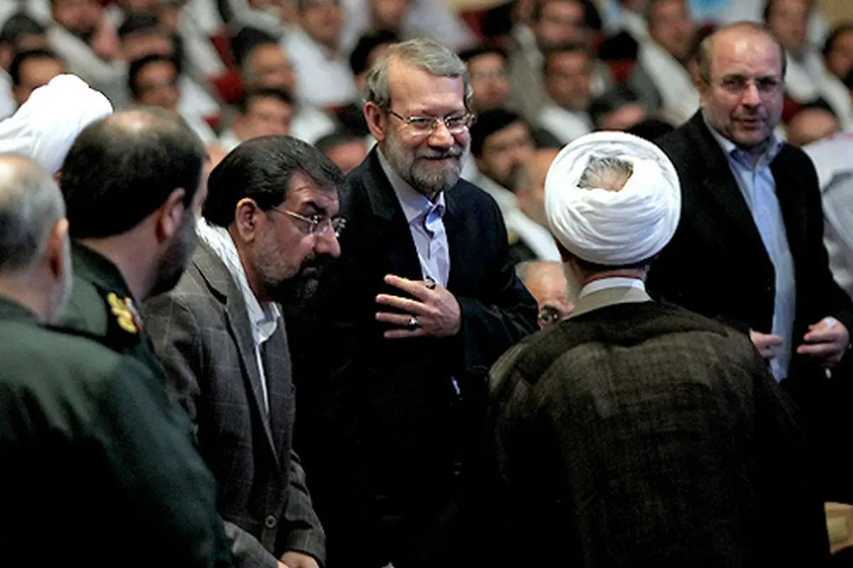(تصاویر) گریه لاریجانی و قالیباف در یک همایش