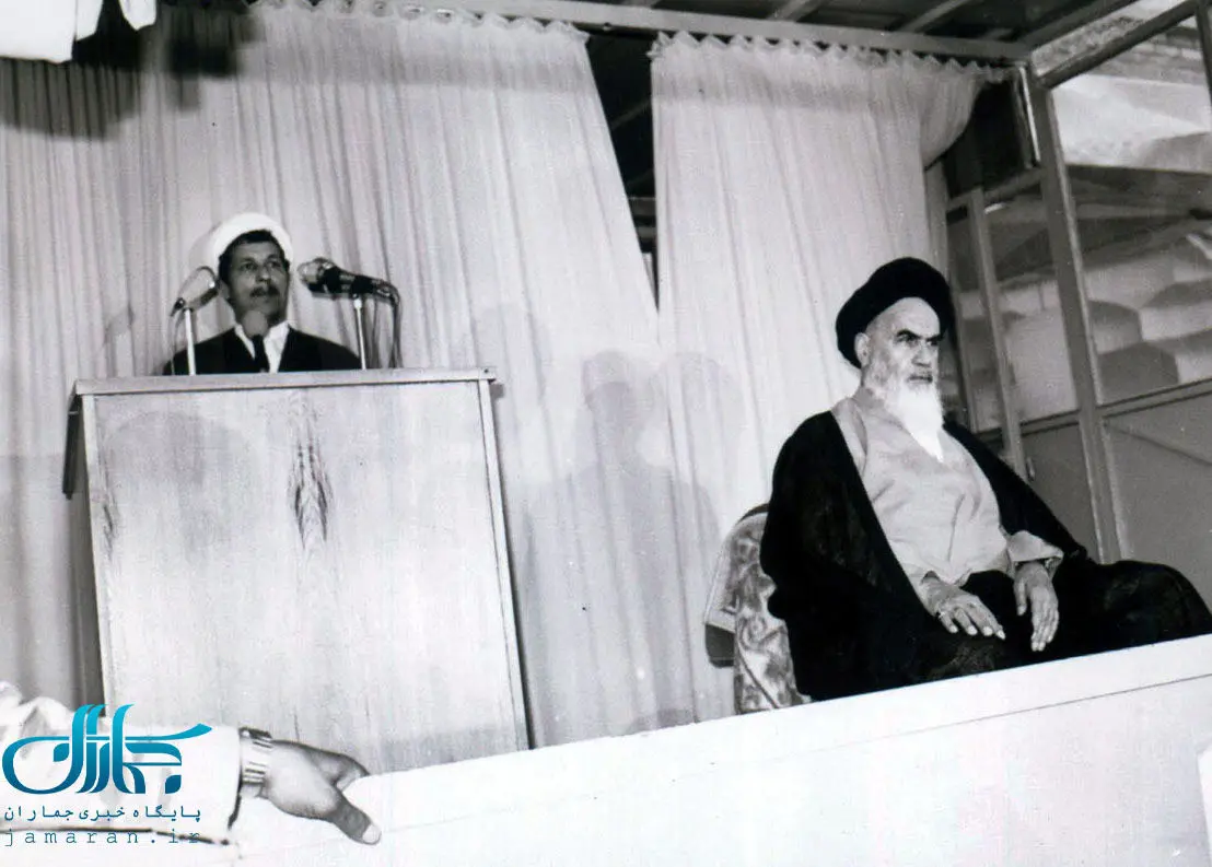 عکس منتشر نشده هاشمی در کنار امام(ره)