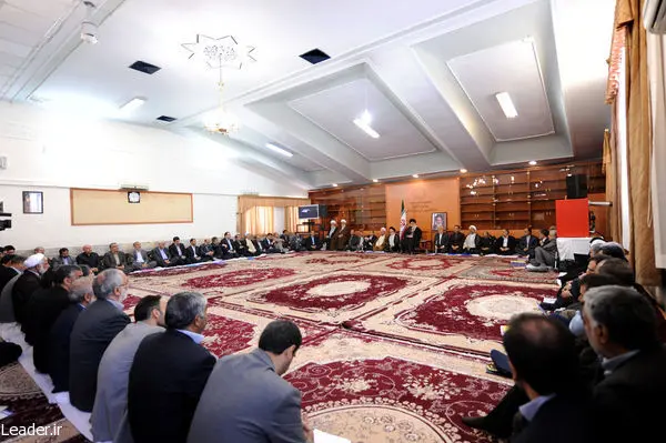 (تصاویر) جلسه هیات‌دولت در حضور رهبرانقلاب