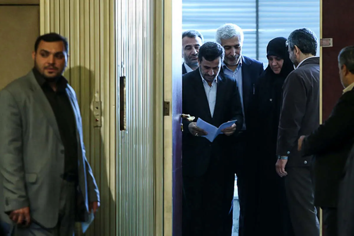 (تصاویر) احمدینژاد در نشست انجمنهای علمی