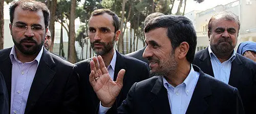 سیل واکنش‌ها به پاسخ احمدی‌نژاد به نامه خیلی محرمانه