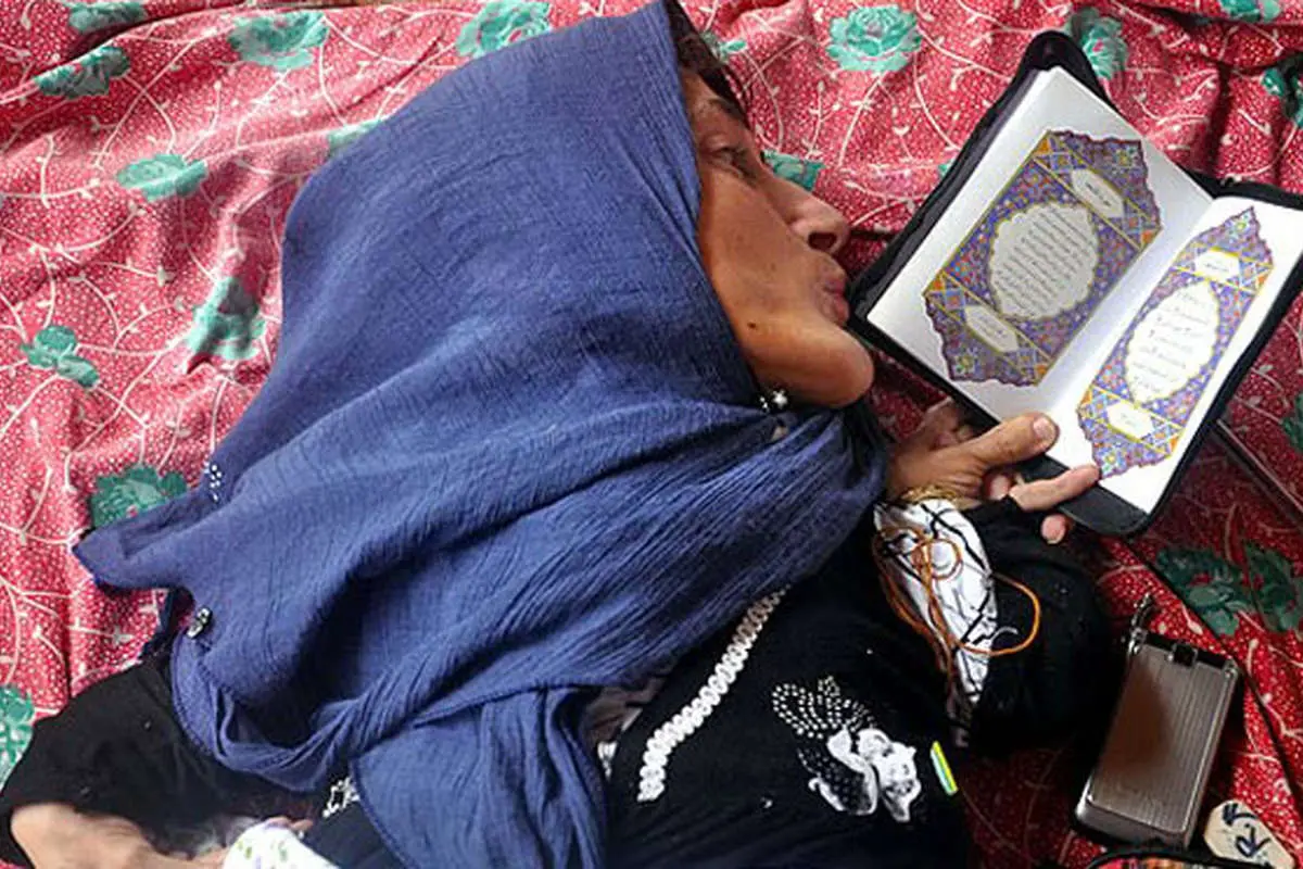 (تصاویر) زندگی فریبا معصومی معلول هنرمند