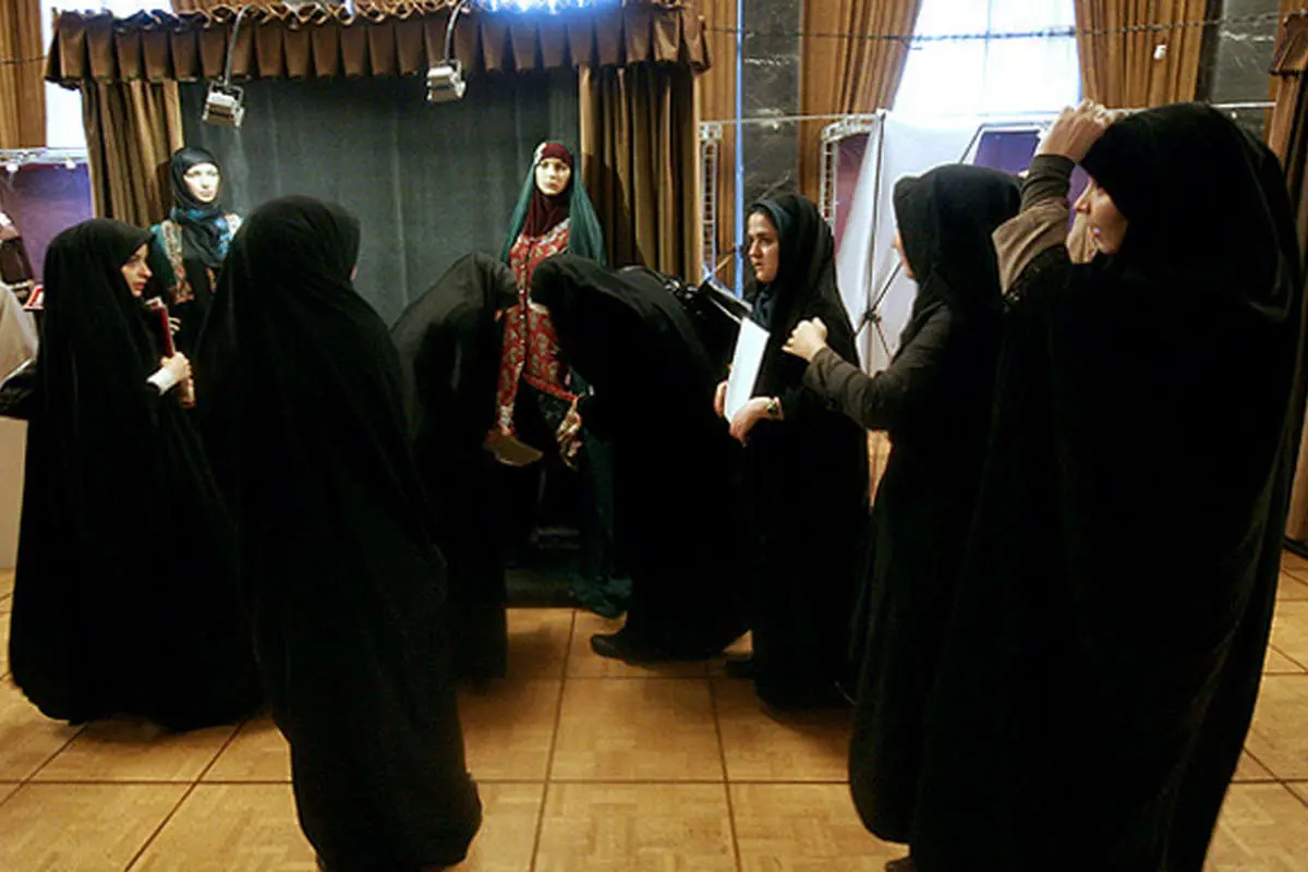 (تصاویر) اولین گام ساماندهی مد لباس
