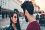 چرا وقتی حرف از خانواده همسرتان می زنید منجر به دعوا می شود