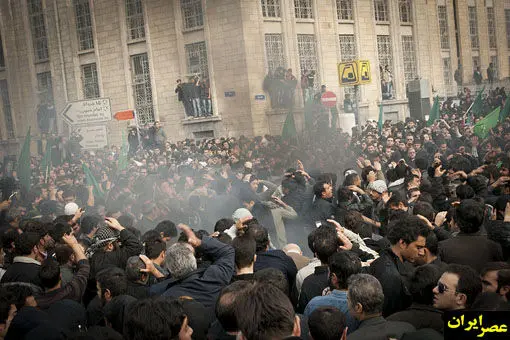 (تصاویر) آسیب 3نفر در خیمه سوزی میدان ارگ
