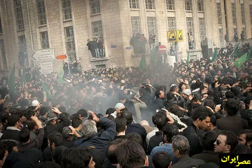 (تصاویر) آسیب 3نفر در خیمه سوزی میدان ارگ