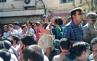 (تصویر) جمشيد بسم‌الله در خیابان منوچهری