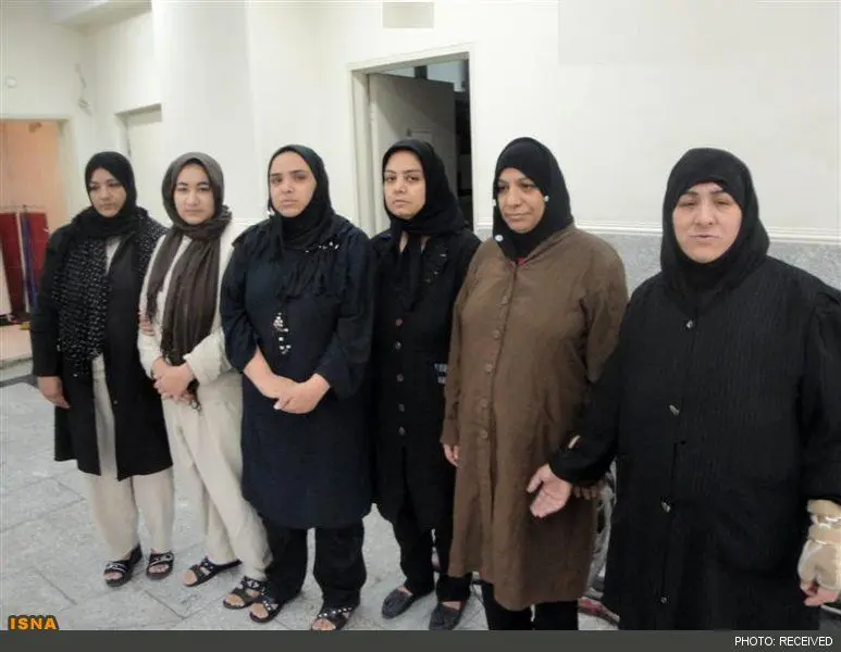 انهدام باند زنان "سیاه کن"!+(تصویر)