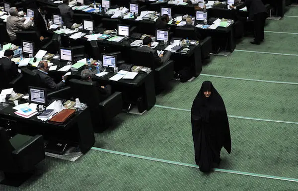 (تصاویر) صحن علنی؛ بررسی طرح اصلاح قانون انتخابات