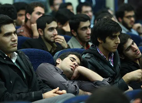 (تصاویر) خواب، پای مناظره کواکبیان و قشقاوی!