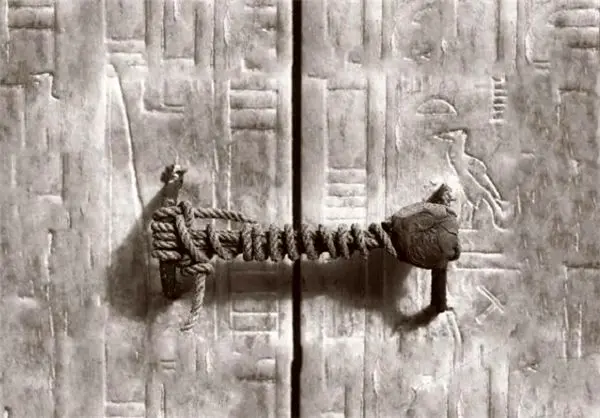 (تصاویر) مقبره مرموزترین فرعون مصر