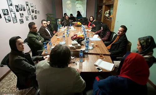 (تصاویر) نشست خبری "میلیاردر" ها