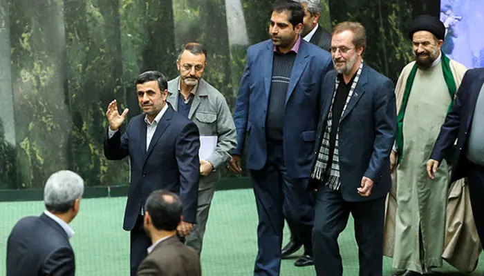 از تصاویر دلخراش دختران سوخته و ریزش ساختمان تا عبور قطار از وسط خانه و مقاوم‌ترین مرد دنیا