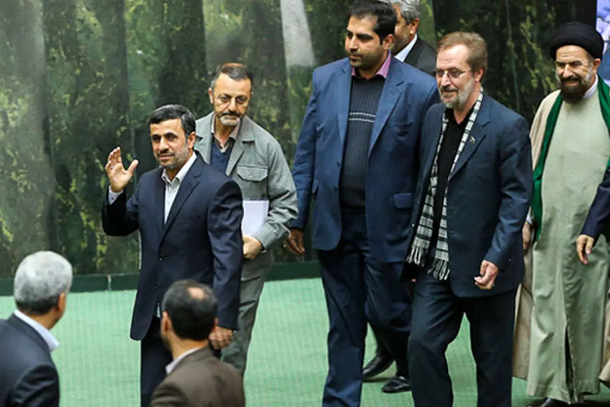 از تصاویر دلخراش دختران سوخته و ریزش ساختمان تا عبور قطار از وسط خانه و مقاومترین مرد دنیا