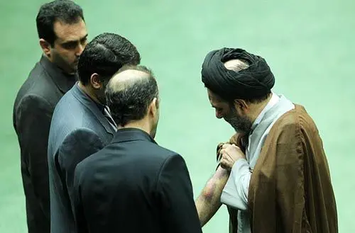 (تصویر) کبودی بدن نماینده روحانی مجلس