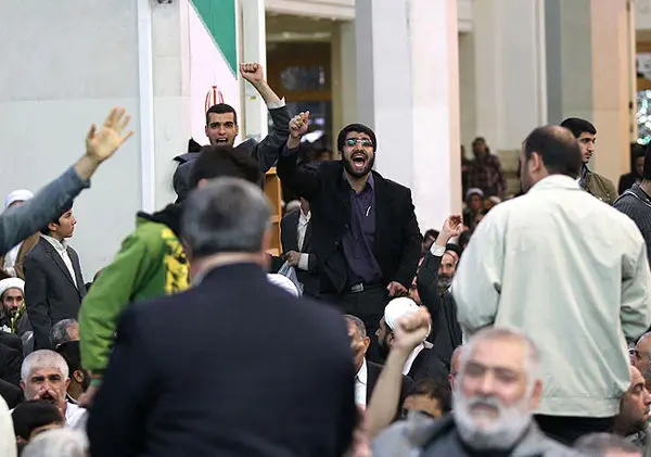 حامیان دولت به دنبال اجرای تز «بحران علیه بحران» هستند