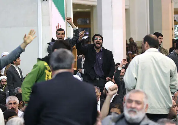 حامیان دولت به دنبال اجرای تز «بحران علیه بحران» هستند