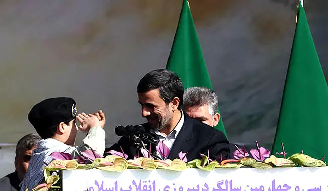 از چهره‌های متفاوت در راهپیمایی و هنرمندان در اختتامیه جشنواره تا تصادف مرگبار و کارناوال‌ها در جهان