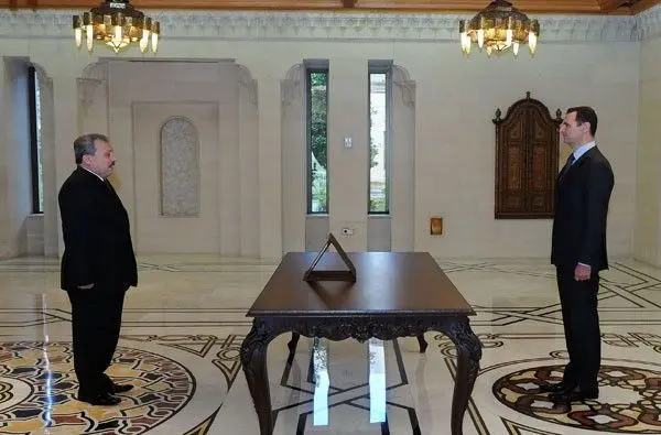 (تصاویر) سوگند در برابر اسد