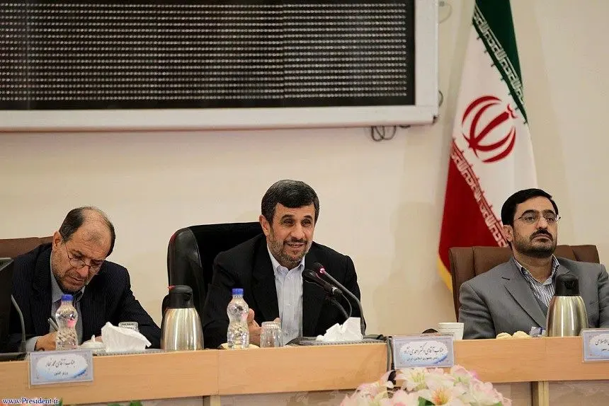 (تصویر) مرتضوی و احمدی‌نژاد در جلسه دولت