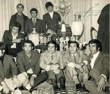 (عکس)جشن قهرمانی پرسپولیس سال ۱۳۵۲