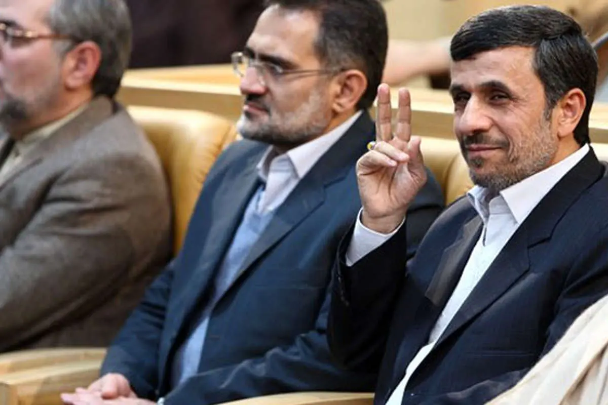 از حضور هنرمندان در مراسم تشییع یک هنرمند و دلجویی از دانشآموزان سوخته به روش آقای...