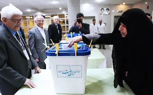 (تصویر) حضور دستجردی در انتخابات نظام‌ پزشکی