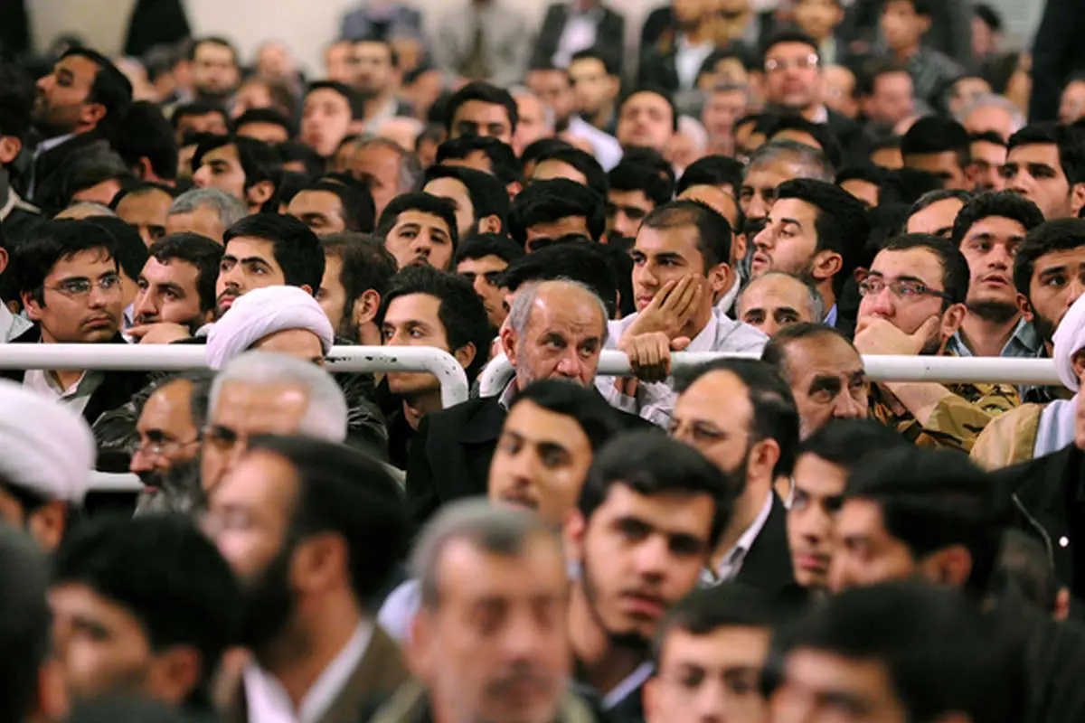(تصاویر) ختم آیتالله خوشوقت با حضور رهبر انقلاب
