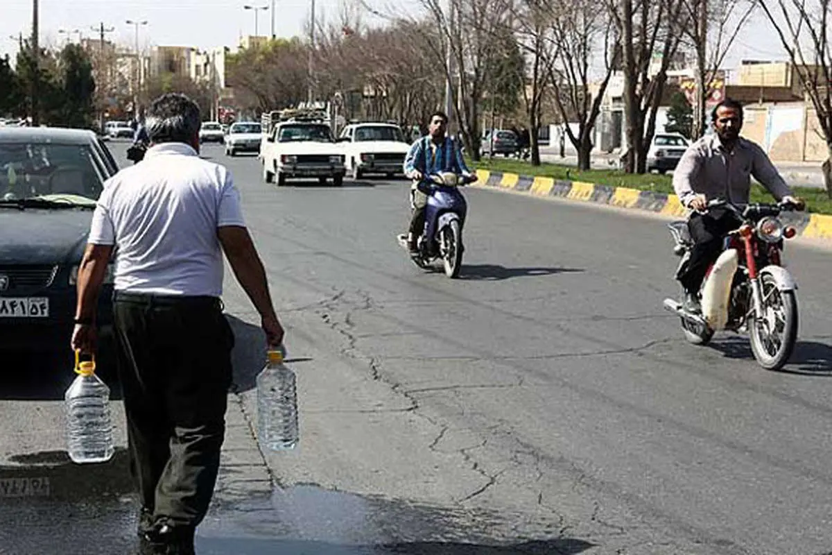 (تصاویر) بحران آب آشامیدنی در یزد