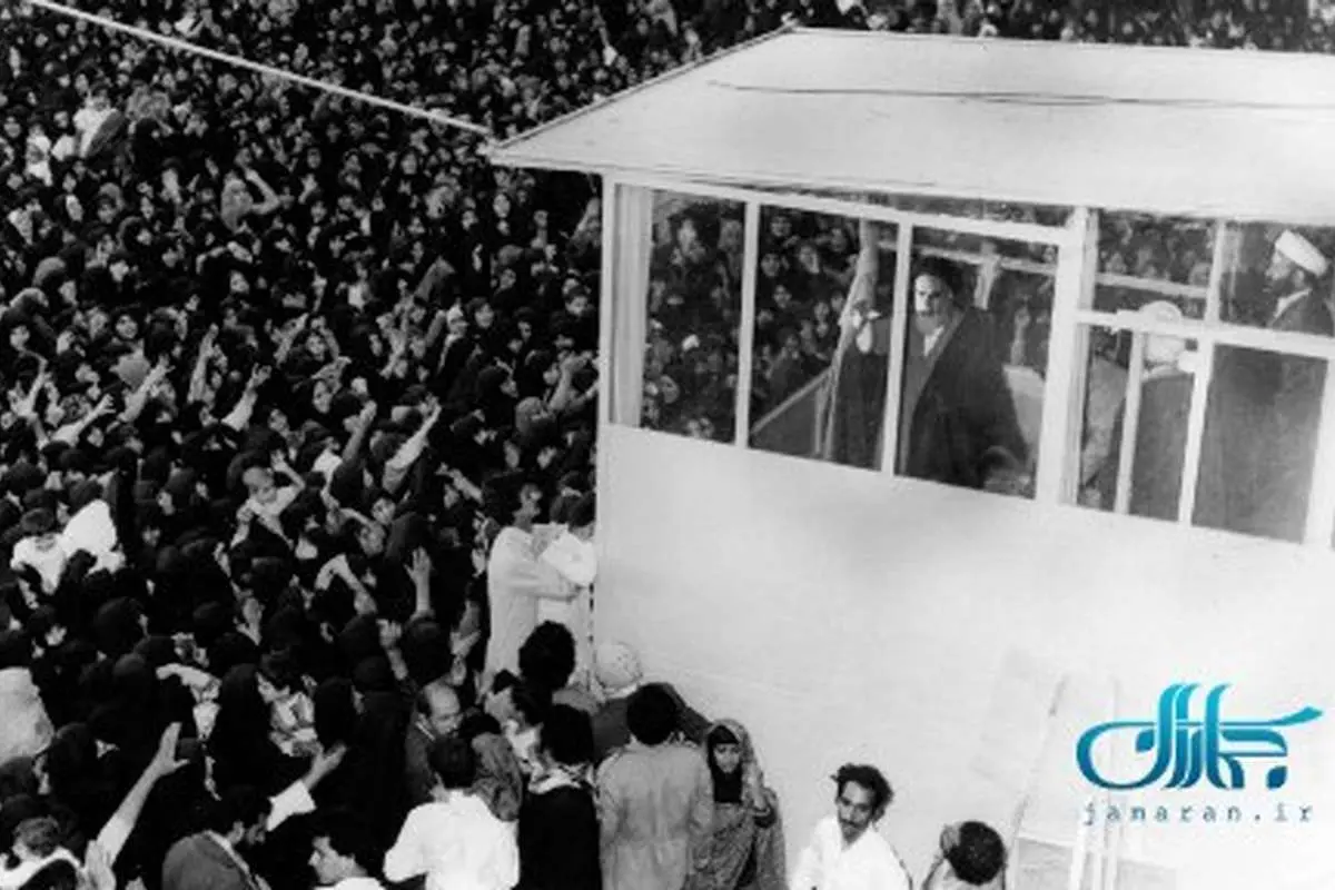 عکس منتشر نشده از دیدار با امام در فیضیه