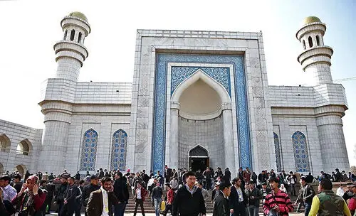 (تصویر) حضور جلیلی در نماز جمعه آلماتی