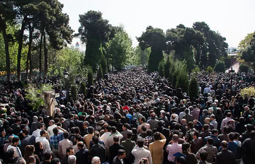 حواشی مراسم تشییع پیکر "عسل بدیعی"
