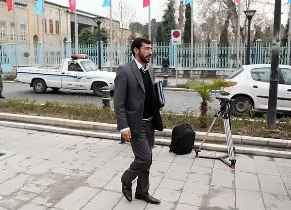 (تصاویر) ورود مرتضوی به دادگاه