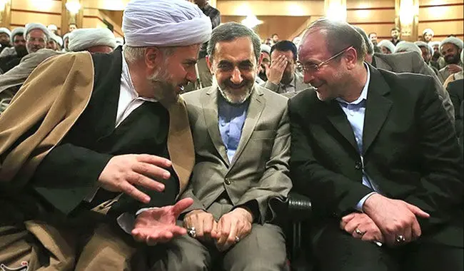 همایش انتخاباتی قالیباف و ولایتی، مشایی با ژست احمدی‌نژاد، سرنوشت خانواده‌بی‌پول،...