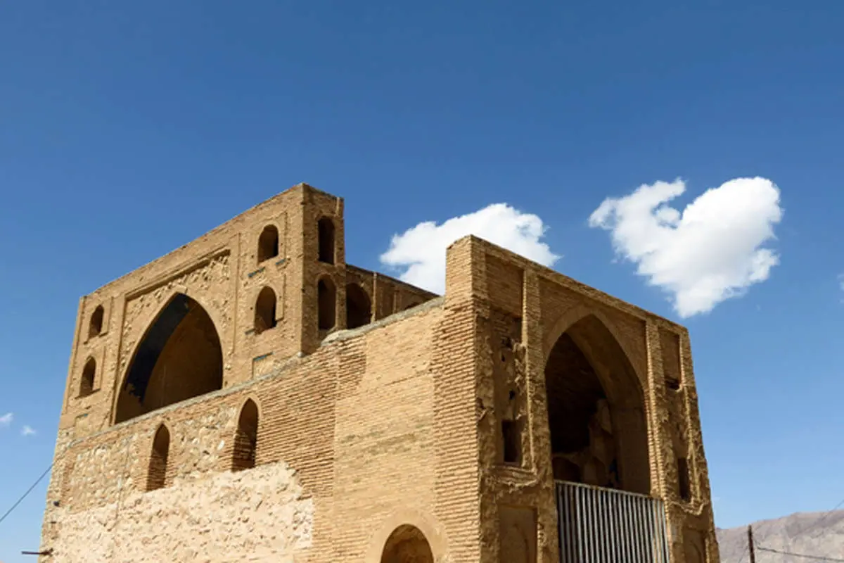 (تصاویر) شاهکار‌ معماری اصفهان در خطر‌ نابودی