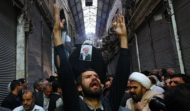 هنرمندان در مراسم تشییع، بزرگداشت یک مرد بزرگ، مراسم تجلیل و آشتی‌کنان در پرسپولیس،...