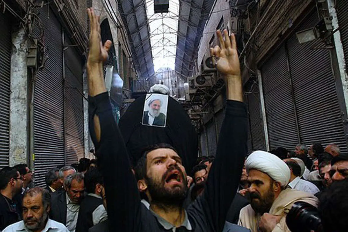 هنرمندان در مراسم تشییع، بزرگداشت یک مرد بزرگ، مراسم تجلیل و آشتیکنان در پرسپولیس،...
