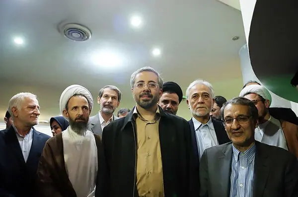 (تصاویر) حواشی روز اول ثبت‌نام نامزدها