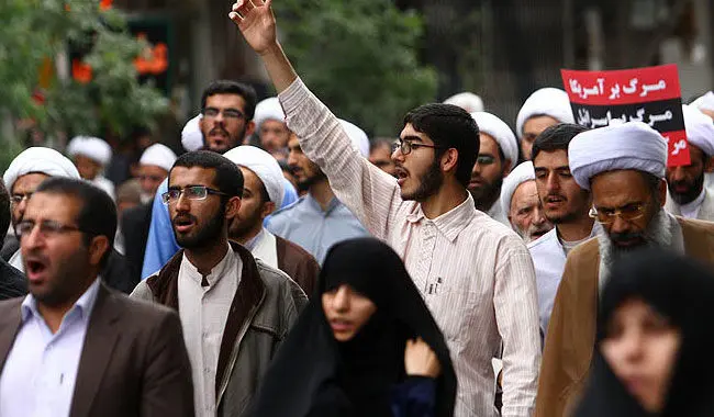 قالیباف در حلقه تنگ مردم، جشن قهرمانی، هوادار فوتبال، تجمع اعتراضی، جشنواره شاد و...