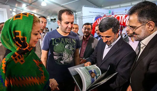 طرح جدید امنیت اخلاقی، احمدی‌نژاد در نمایشگاه کتاب، جشن مادران در محیطی آسمانی، قربانیان...