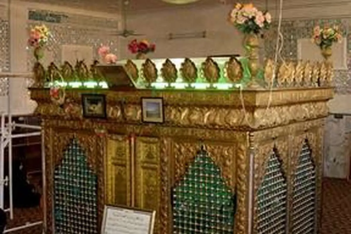 نبش قبر صحابي پيامبر در سوريه!