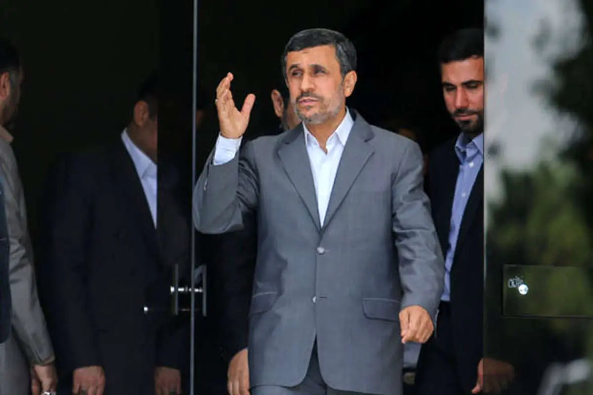 (تصاویر) مشایی با احمدینژاد نیامد