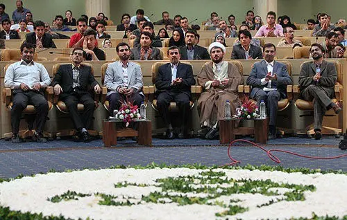 (تصاویر) پایان جشنواره"بهار"بدون مشایی
