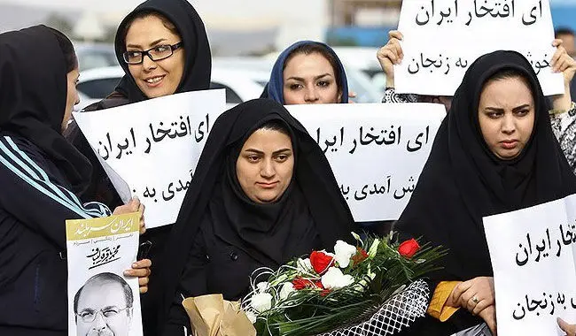 نشستی با دانشجویان، وداع تلخ در مراسم تشییع، نمایندگان در صحن علنی، منطقه زیبای گردشگری،...
