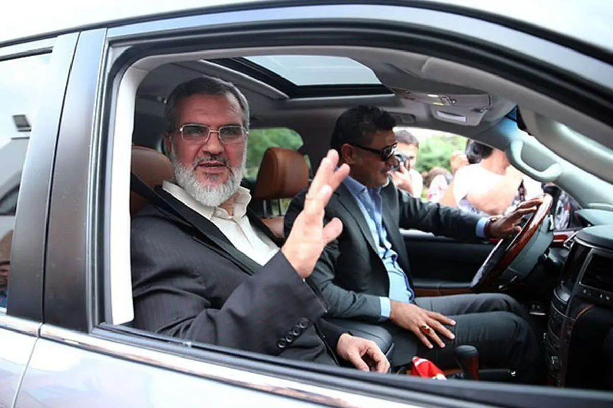 (تصاویر) حواشی بازگشت دایی به پرسپولیس