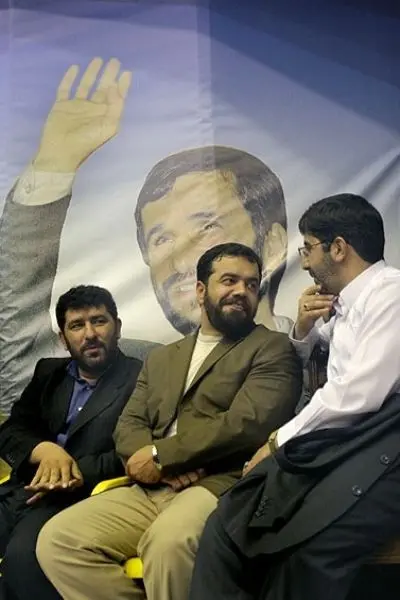 چرا مداحان روزه سکوت گرفته‌اند؟